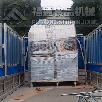 洛陽客戶訂購半自動糕點機一臺